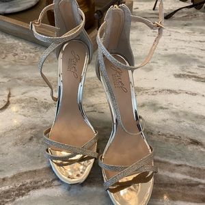 Badgley Mischka heels